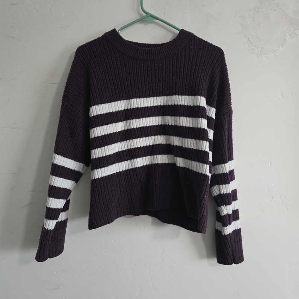 Pinque Striped Purple and White Sweater